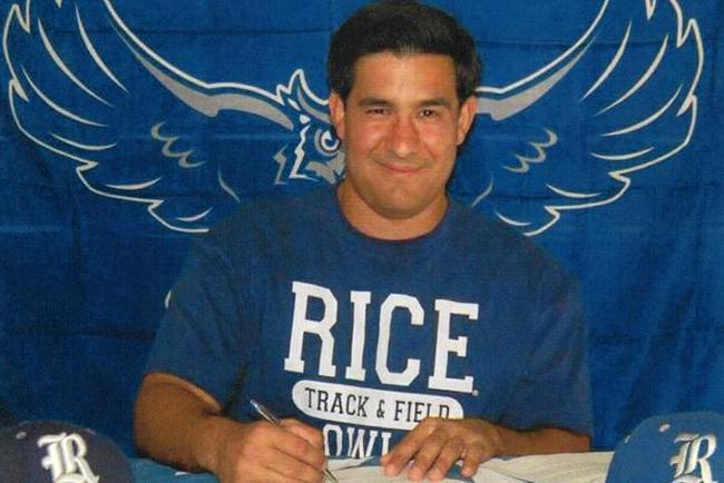 Matt Garcia signs his letter-of-intent with Rice