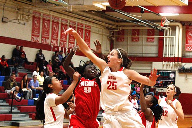 Megan Gillespie led Mesa with 13 points (Photo by Jacob Dewald)