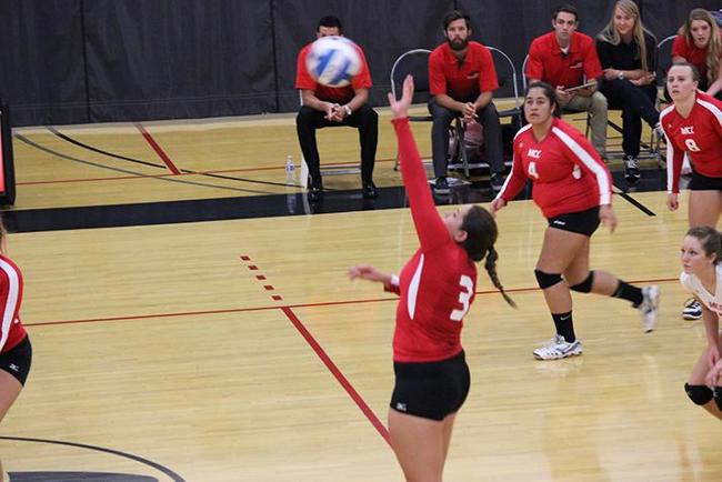 Alexis Falatyn contributed seven kills (Photo by Aaron Webster)