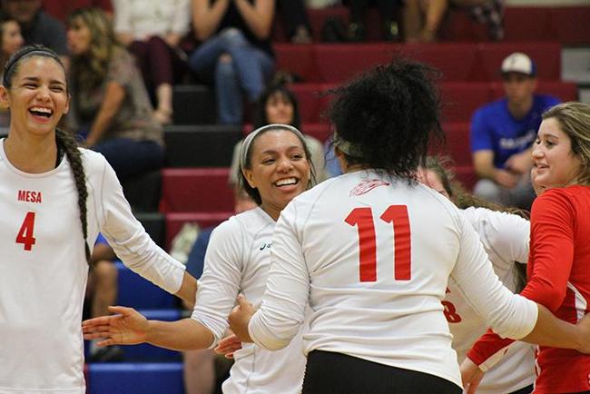 It was all smiles Wednesday night at Theo Heap Gym as the Lady T-Birds defeated the Yavapai Roughriders in five sets.