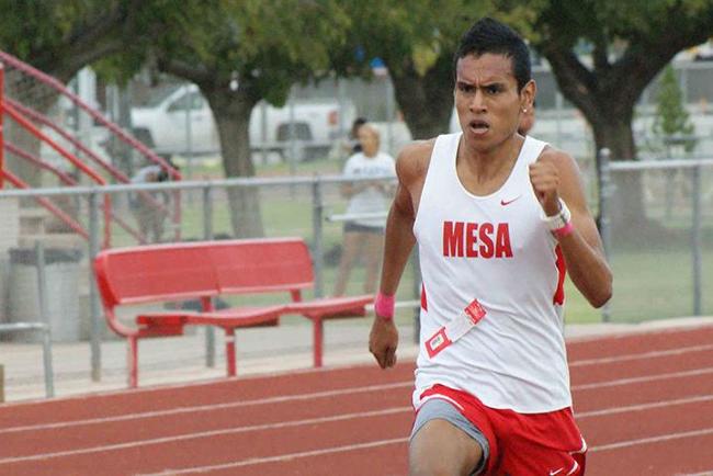 Geardo Villagomez was Mesa' top finisher. (Photo by Wayne Block)