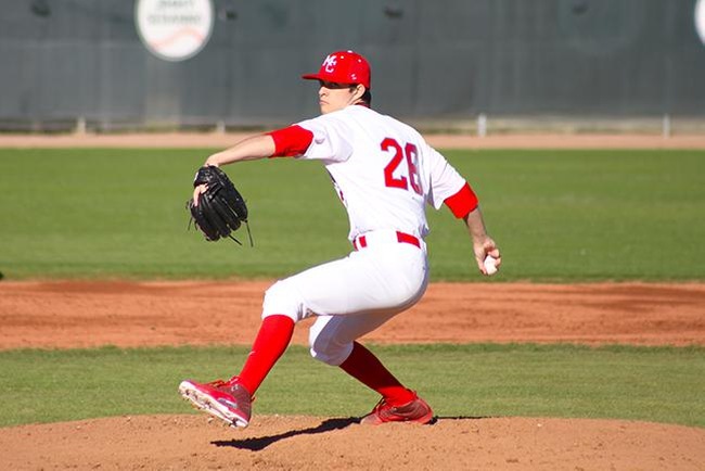 Nick Bonniksen paced the T-Birds for 5 2/3 innings in Mesa's victory at Phoenix College. (photo by Aaron Webster)