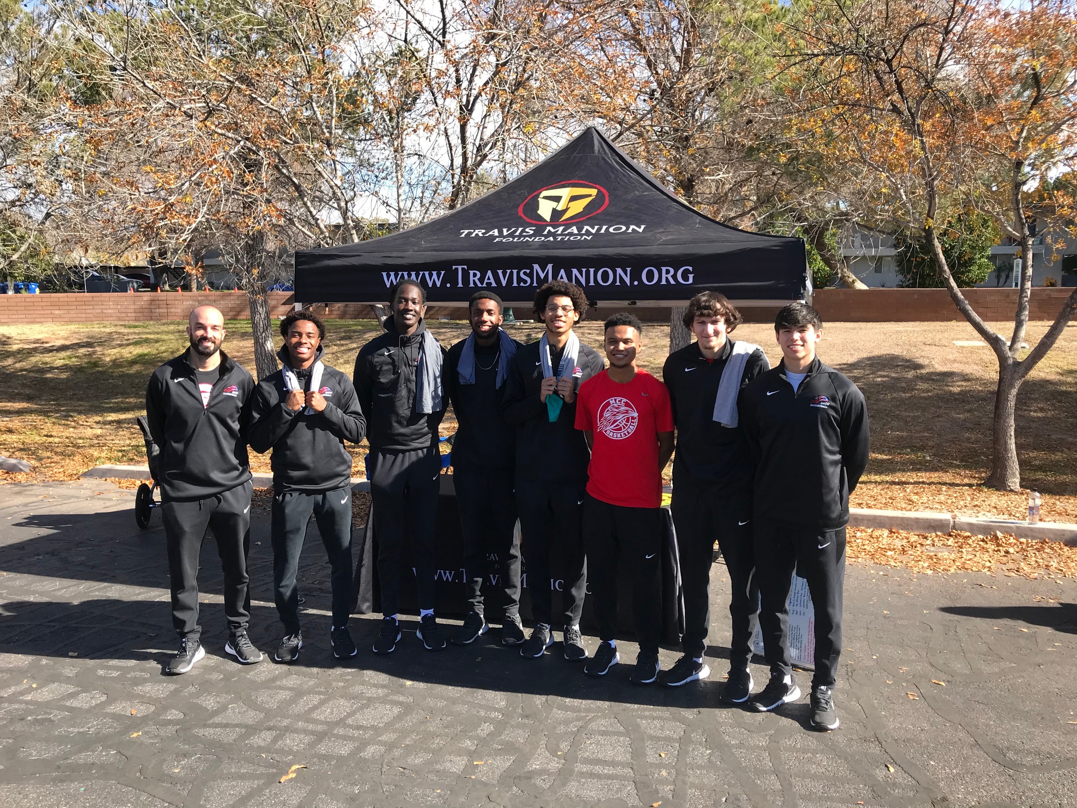 Mesa Men’s Basketball Participate in 24th annual East Valley MLK Day Parade