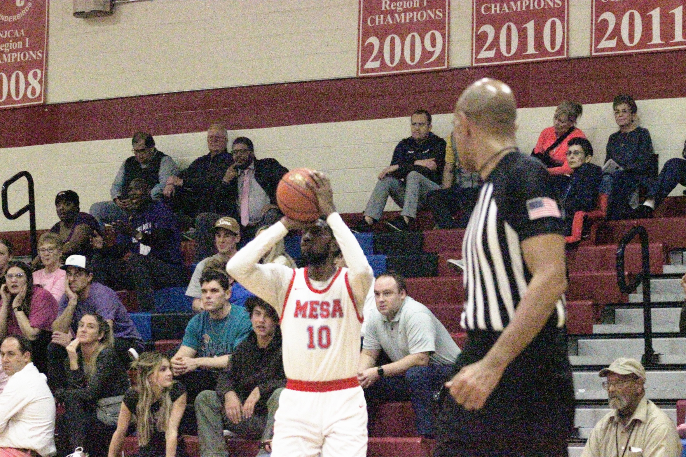 Mesa's strong first half not enough as Cochise drops Mesa Wednesday.