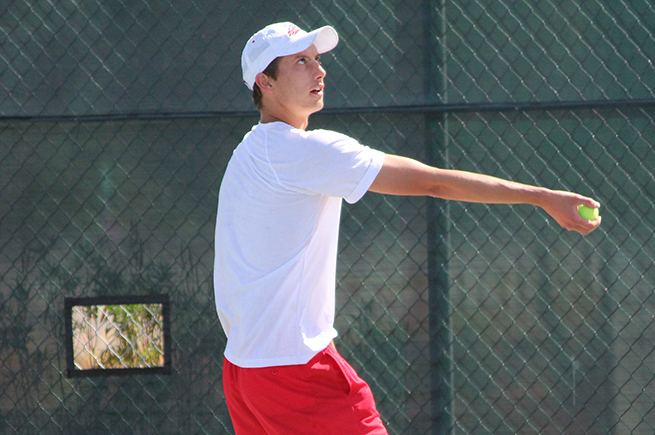 Injuries don't slow No. 7 men's tennis in 7-2 win over Pima
