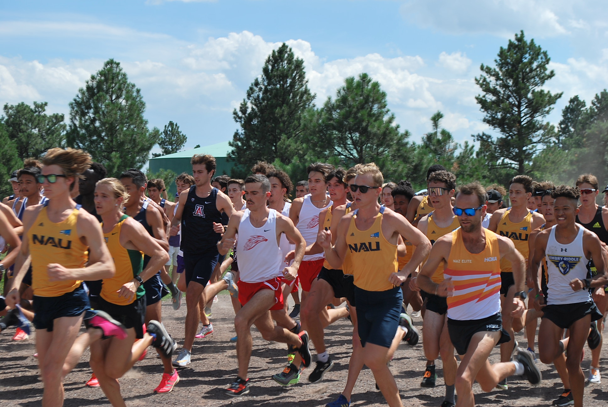 Men's Cross Country opens at George Kyte Classic