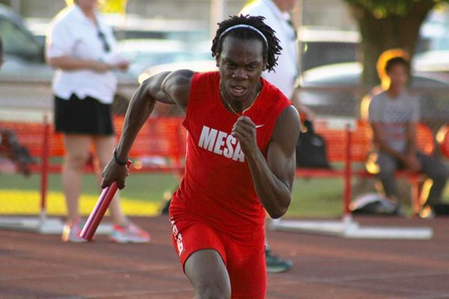 Jaylen Higgins takes off in the 4x100 relay for the T-Birds in the Mesa Invitational Friday afternoon. Higgins, along with Carver Dumas, Keith Morgan and Alex Kellybrew clocked a 41.79 time for Mesa. (photo by Aaron Webster)