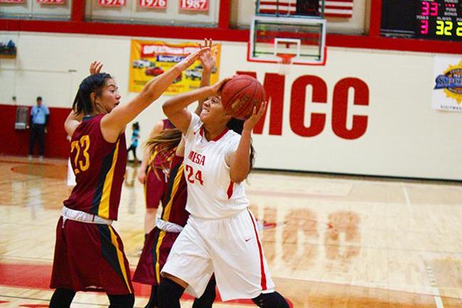 Mesa's Janessa Aukward scored a team high 17 points in Mesa's win over Arizona Western Wednesday night (Photo by Jacob Dewald)