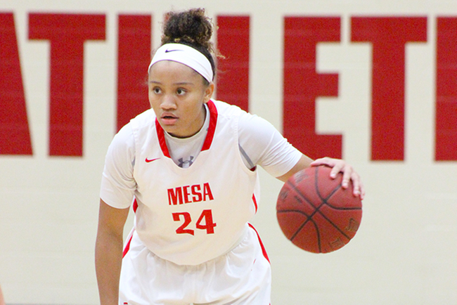 Takara Wade finished with eight points, eight rebounds and 10 assists in Mesa's win over Tohono O'Odham. (photo by Aaron Webster)