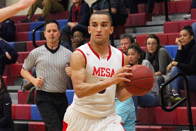 Mesa's Michael Vos-Otin scored a team high 19 points and pulled down 10 rebounds in Mesa's win over Eastern Arizona Saturday afternoon. (photo by Aaron Webster)