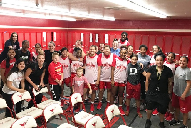 Women's Basketball Alumni Game a Success