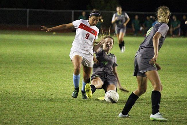 Women's soccer play to tie with Scottsdale, 0-0