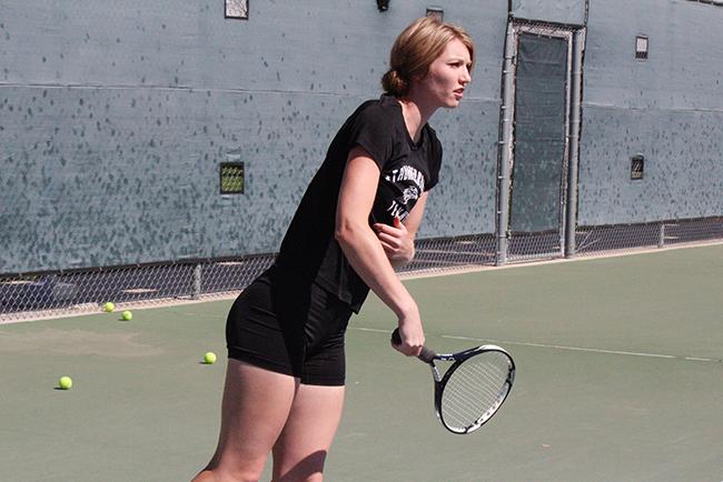 Sydney Madsen won at No. 6 singles 6-1, 6-0 (Photo by Jacob Dewald)