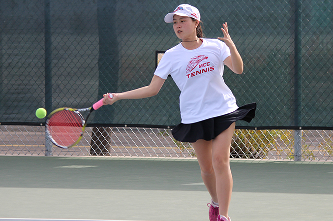 Women's tennis scores another win over a four-year school, tops Westmont (Calif.), 7-2