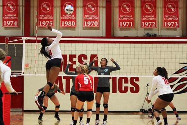 Taylor Whiteside(#4) had 18 kills in the match victory over Chandler-Gilbert