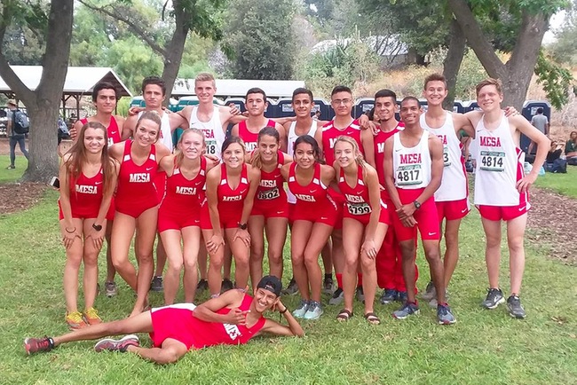 Men Race to 7th Place Finish in Riverside