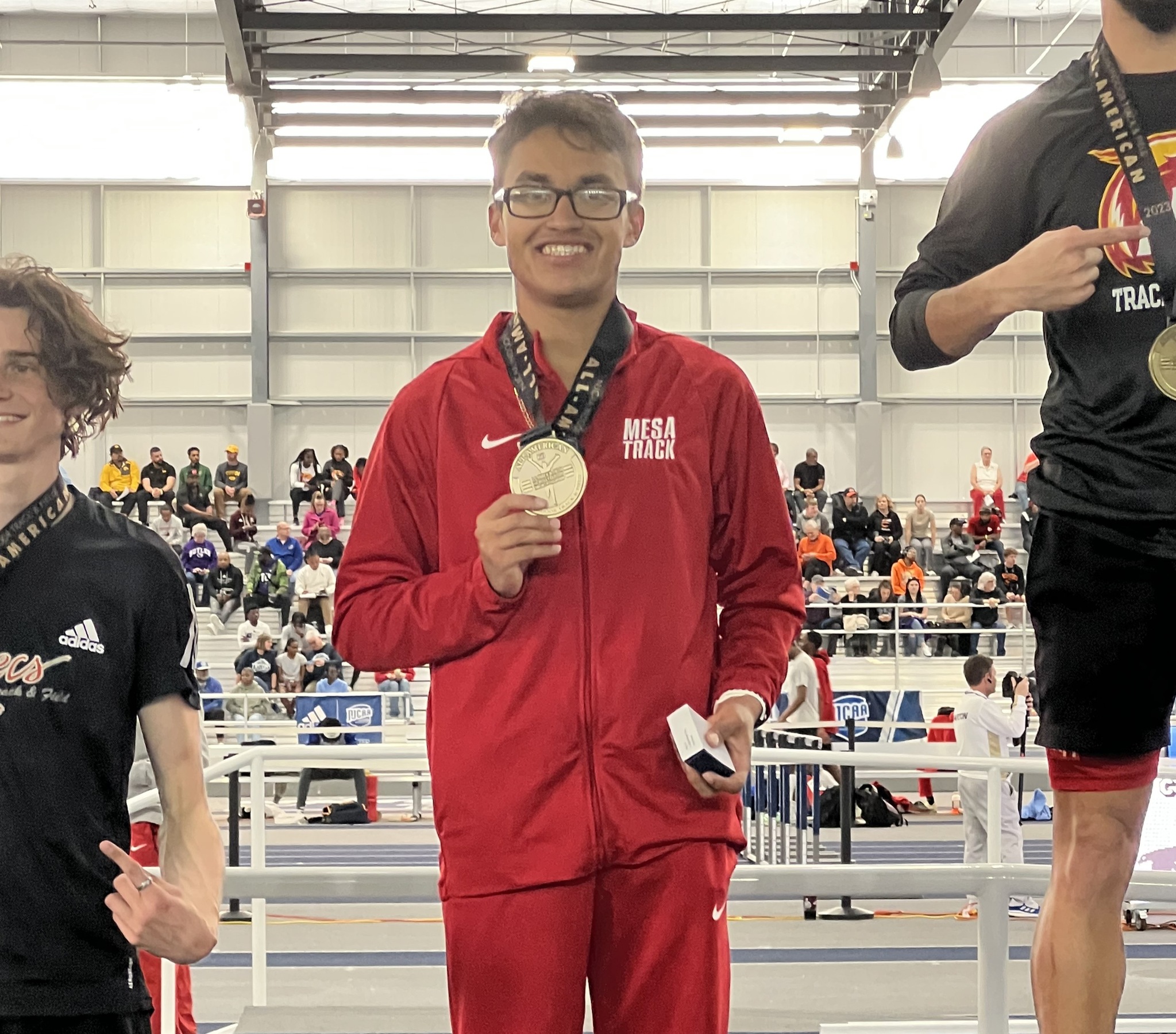 Yotuel Garcia Finishes Fifth in the 5K on Day One of Indoor Nationals