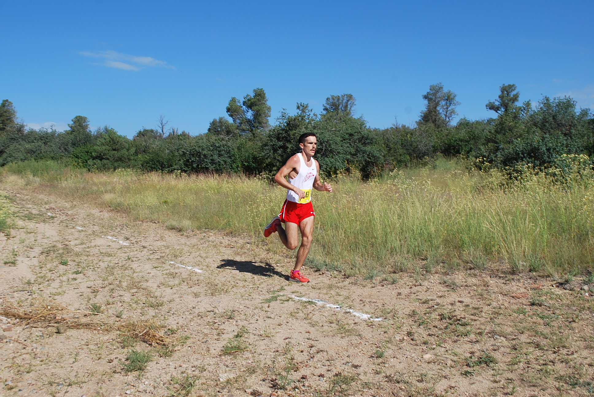 Resendez Leads Men's Team to Second Place Finish