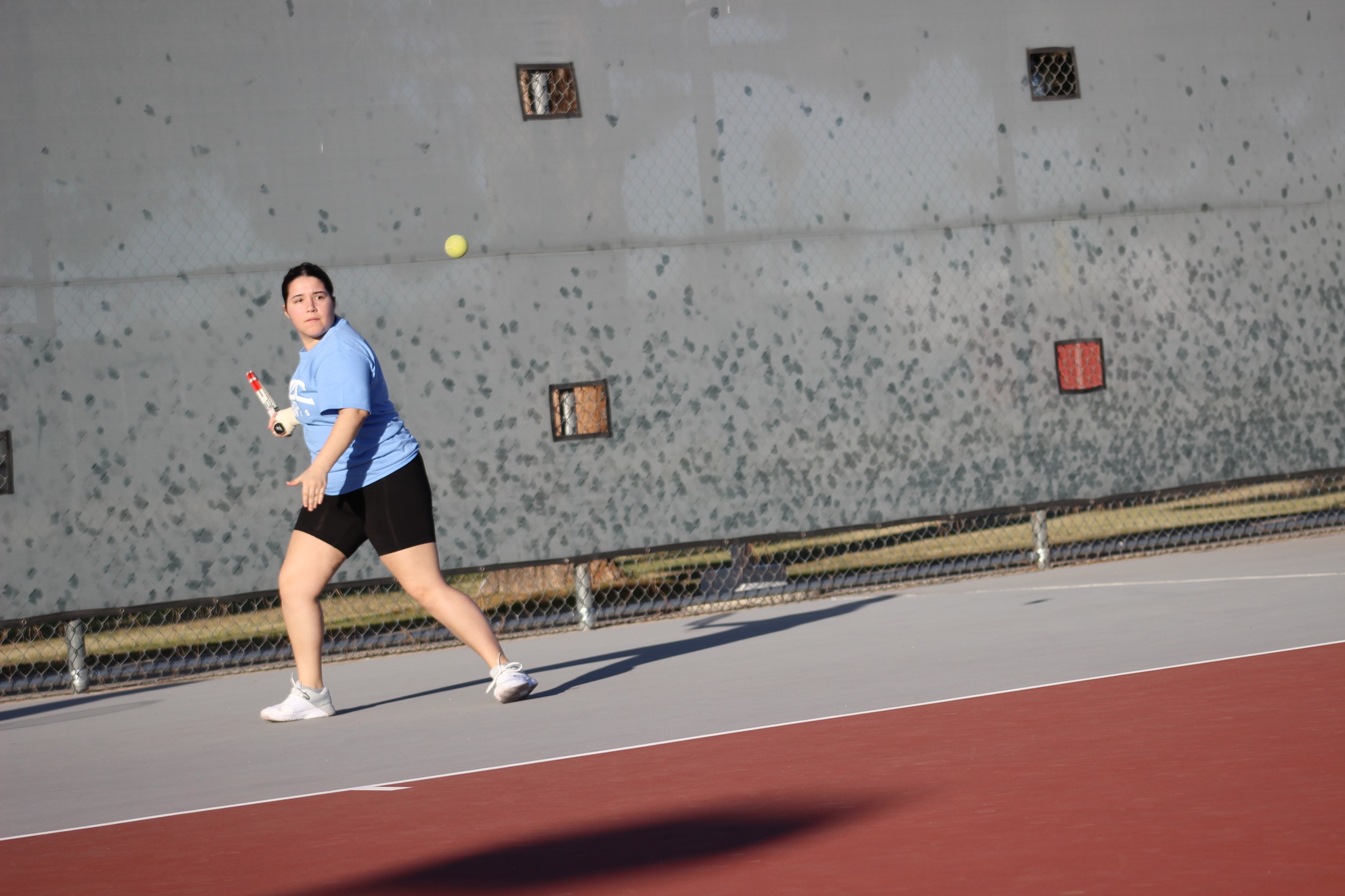 Women's tennis falls to EAC for second time this season, 9-0.